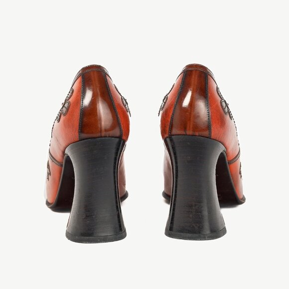 Prada AW/96 Orange Leather Floral-Applique Pumps - Picture 3 of 9